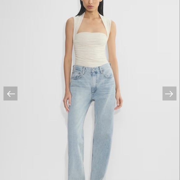 Aritzia Tops - Aritzia Contour Flourish Top In Oatmeal